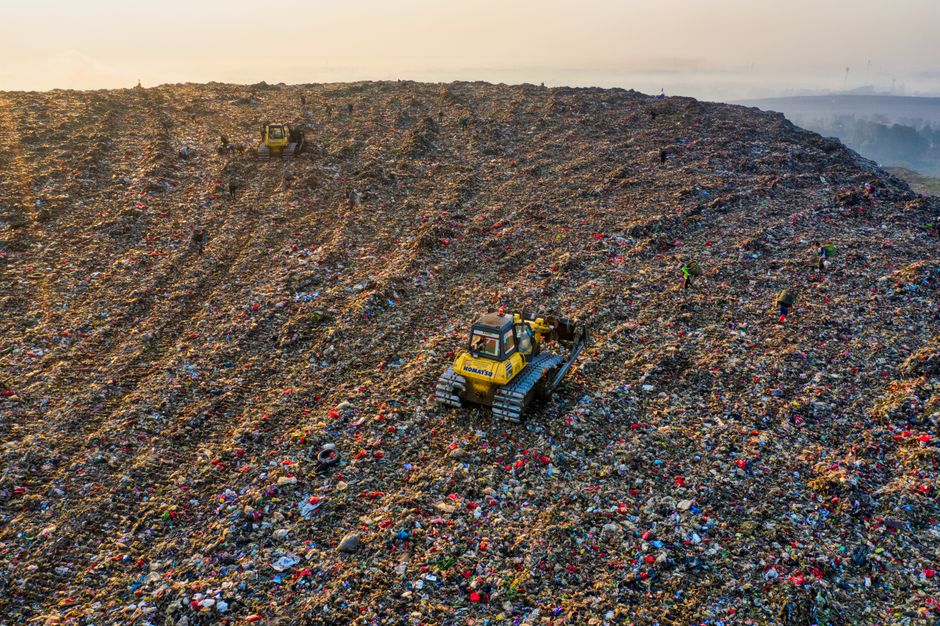 Fix access problems for West Ham rubbish clearance